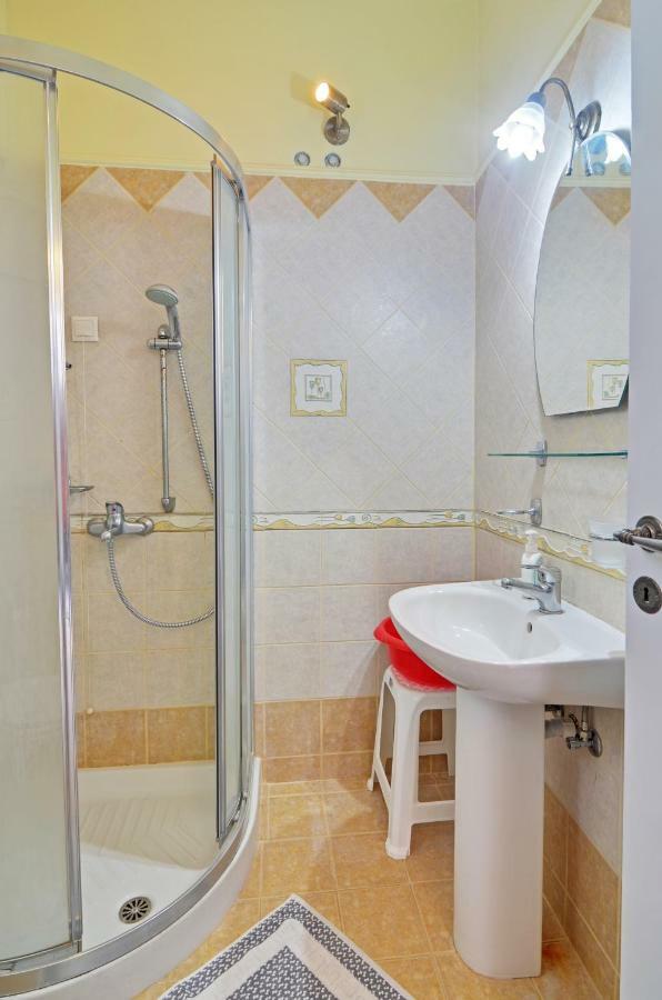 Nikos Sea View Apartments Adamantas  Exterior foto