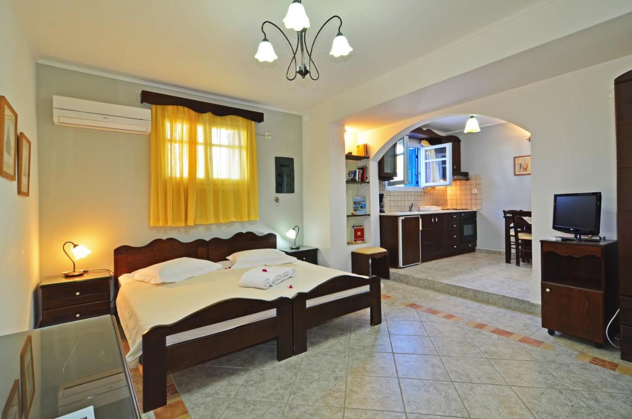 Nikos Sea View Apartments Adamantas  Exterior foto