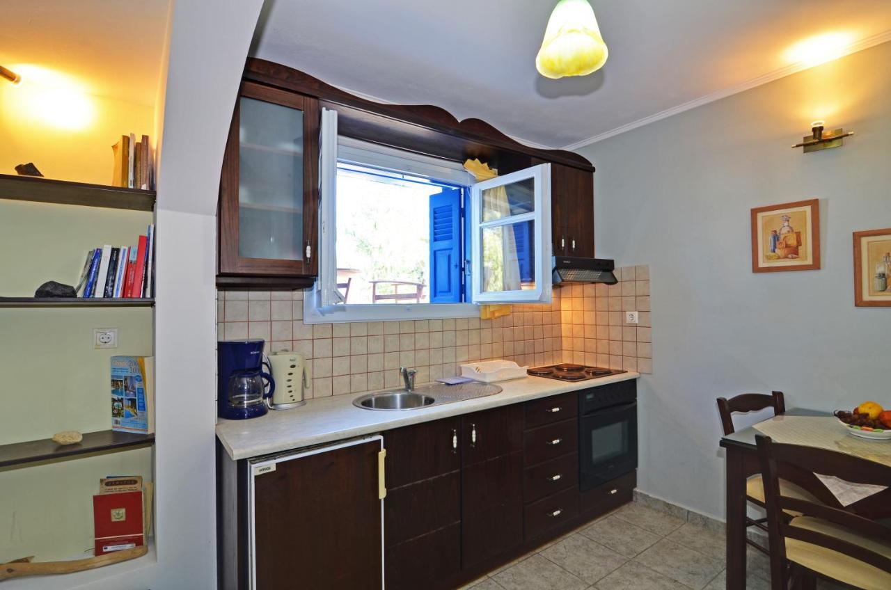 Nikos Sea View Apartments Adamantas  Exterior foto